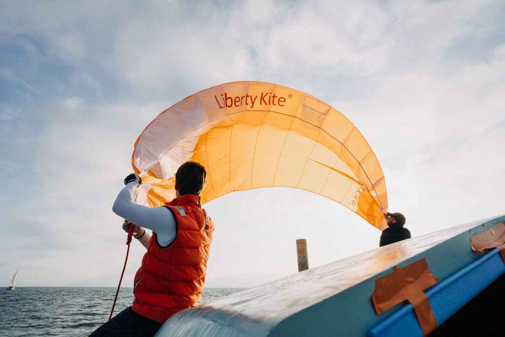 LibertyKite® : L’aile de traction qui révolutionne la navigation des semi-rigides